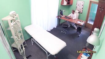 The doctor fucked the vagina busty milf in the hospital with a strong dick