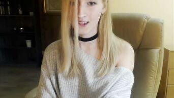 Masturbation from a chic blond close up