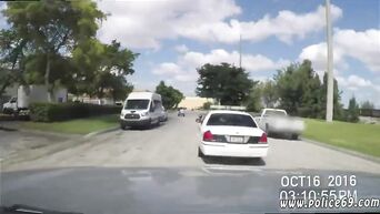 Arrested nigga makes anilingus to police ladies