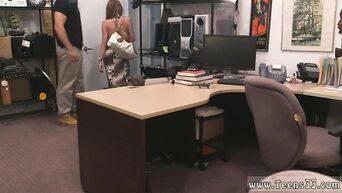 Boss fucked his secretary at the office